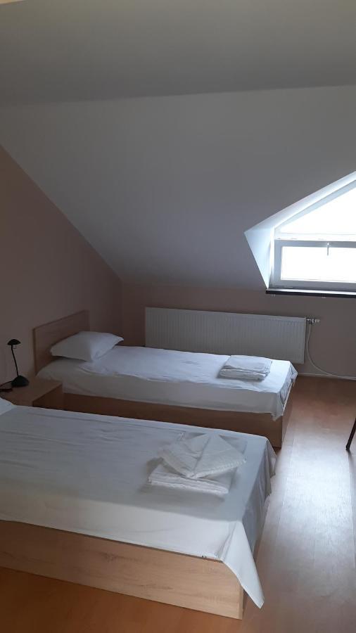 White House Silistra Hotel Buitenkant foto